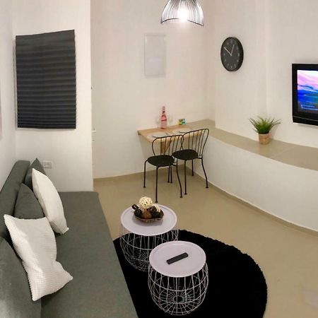 Ferienwohnung Gorgeous Boutique Apt!! //Prime Market Location!! Jerusalem Exterior foto