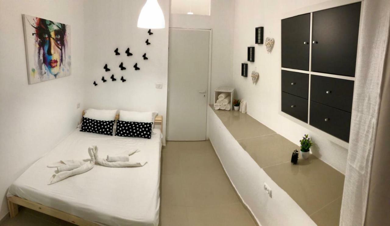 Ferienwohnung Gorgeous Boutique Apt!! //Prime Market Location!! Jerusalem Exterior foto