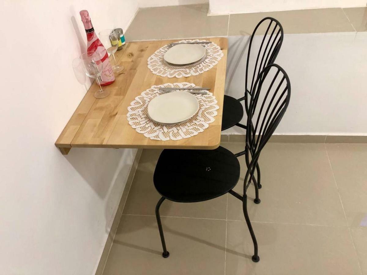 Ferienwohnung Gorgeous Boutique Apt!! //Prime Market Location!! Jerusalem Exterior foto