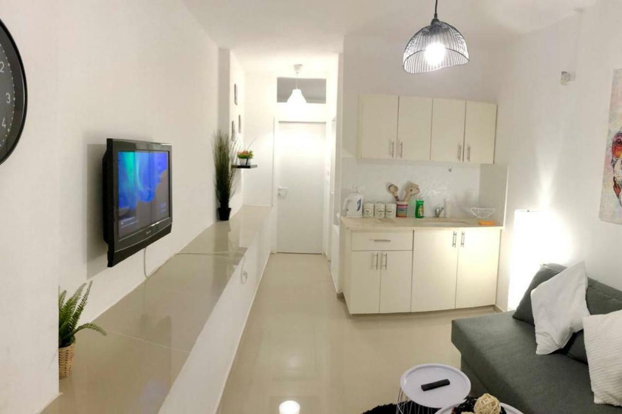 Ferienwohnung Gorgeous Boutique Apt!! //Prime Market Location!! Jerusalem Exterior foto